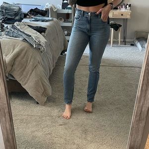 Abercrombie The skinny high rise jean